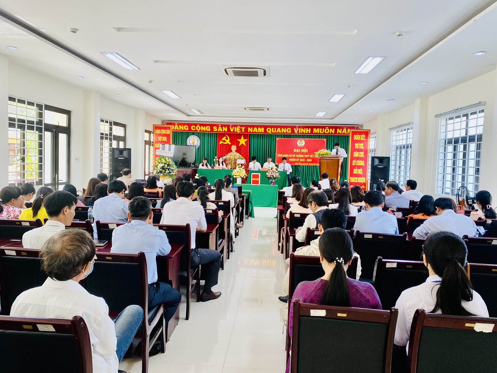 Chúc Mừng Đại hội Công Đoàn cơ sở trường THPT Số 1 Đức Phổ nhiệm kỳ 2023 – 2028 thành công tốt đẹp!